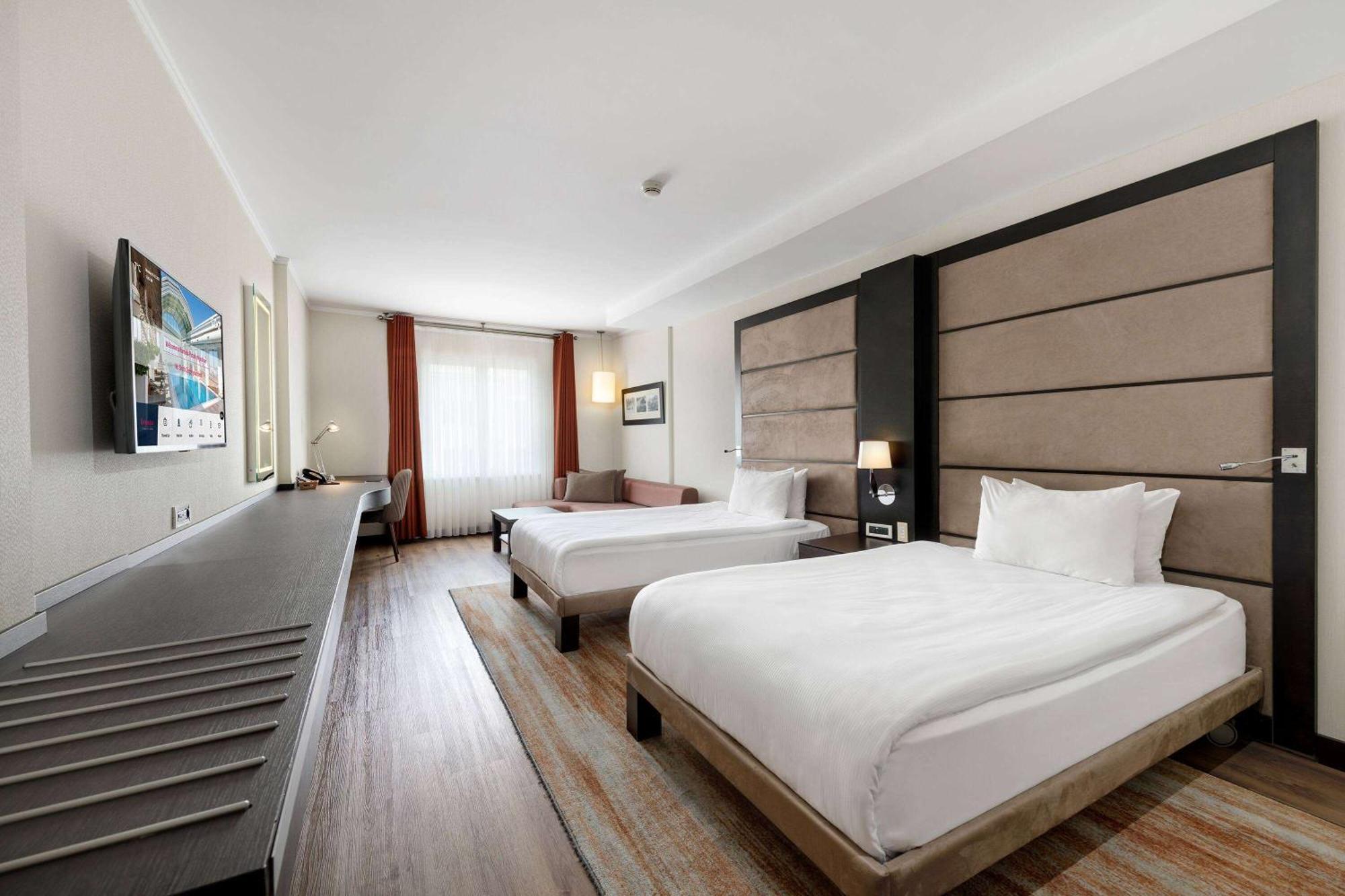 מלון Ramada Plaza By Wyndham Center (adults Only)